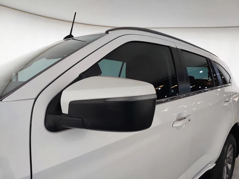 2024 Isuzu MU Full 
