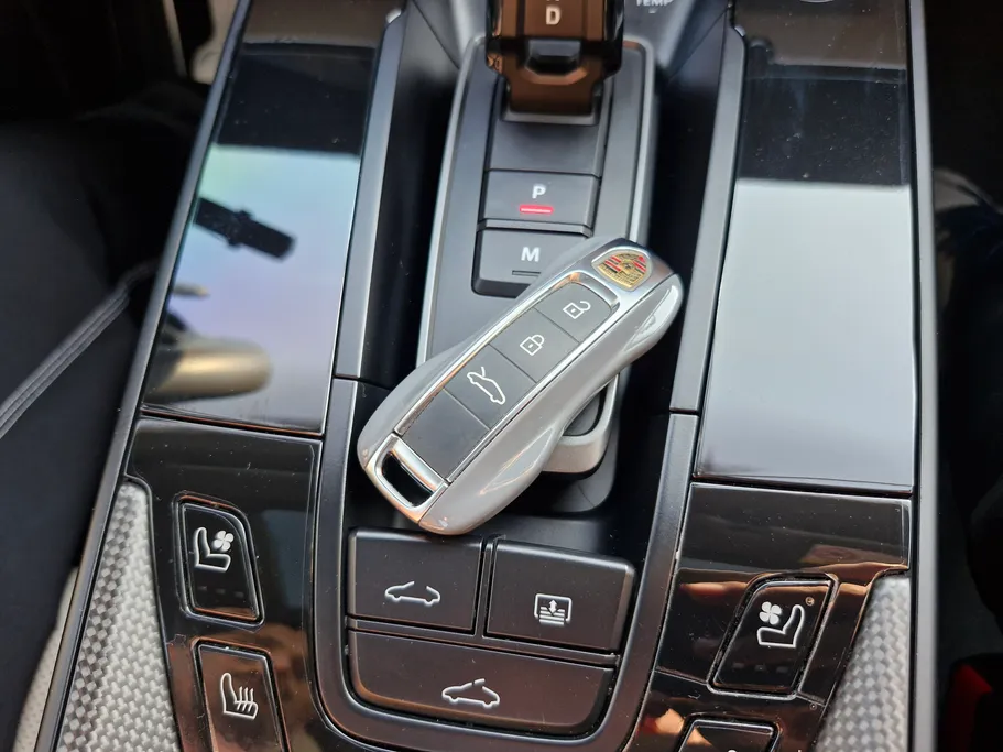 بورش 911  2024 