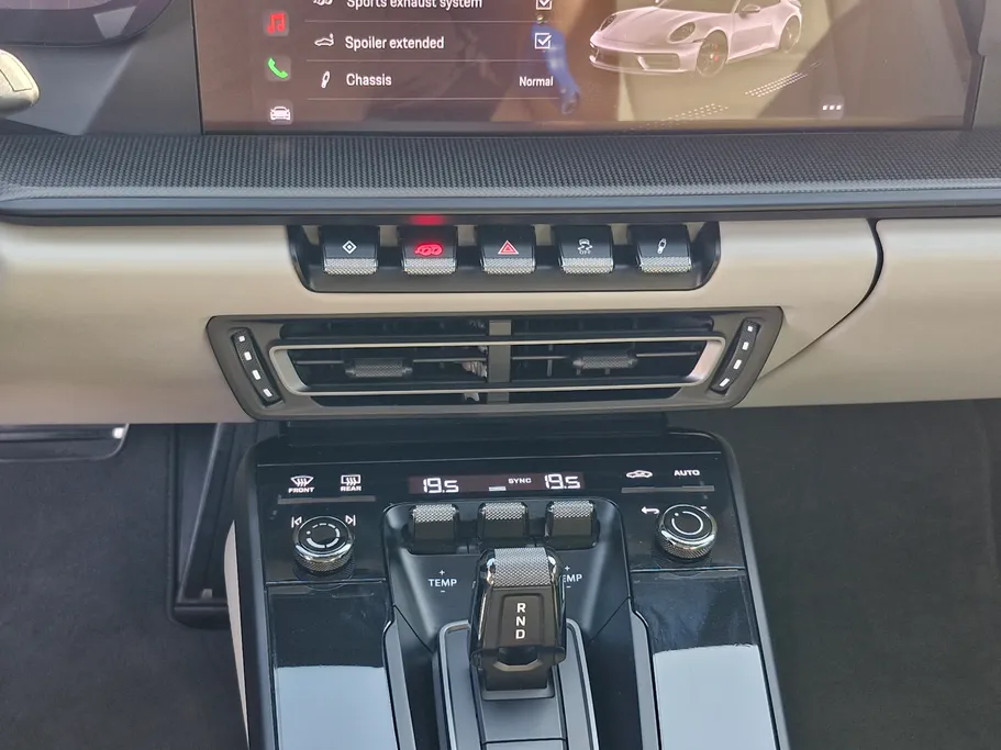 بورش 911  2024 