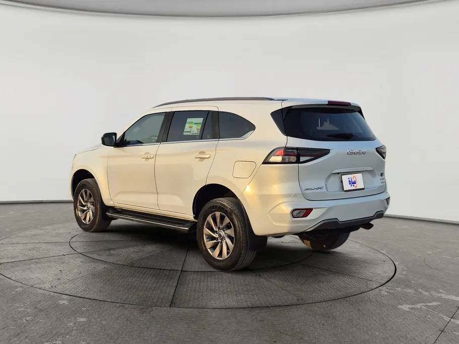 2023 Isuzu MU Full 