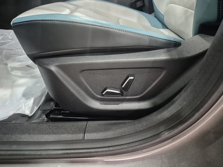 2025 Geely Emgrand GF 