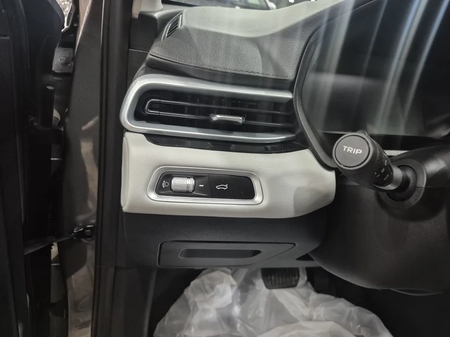 2025 Geely Emgrand GF 