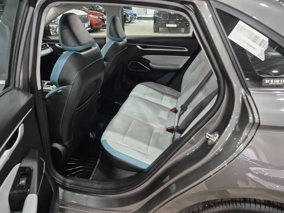 2025 Geely Emgrand GF 