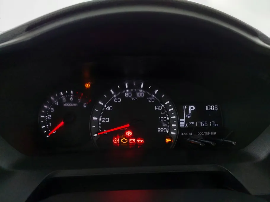 2023 Toyota Yaris  Y 