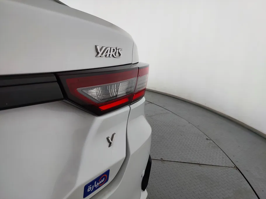 2023 Toyota Yaris  Y 