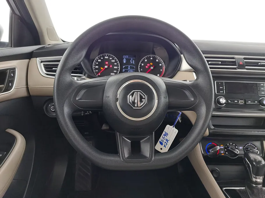 2022 MG 5 STD 