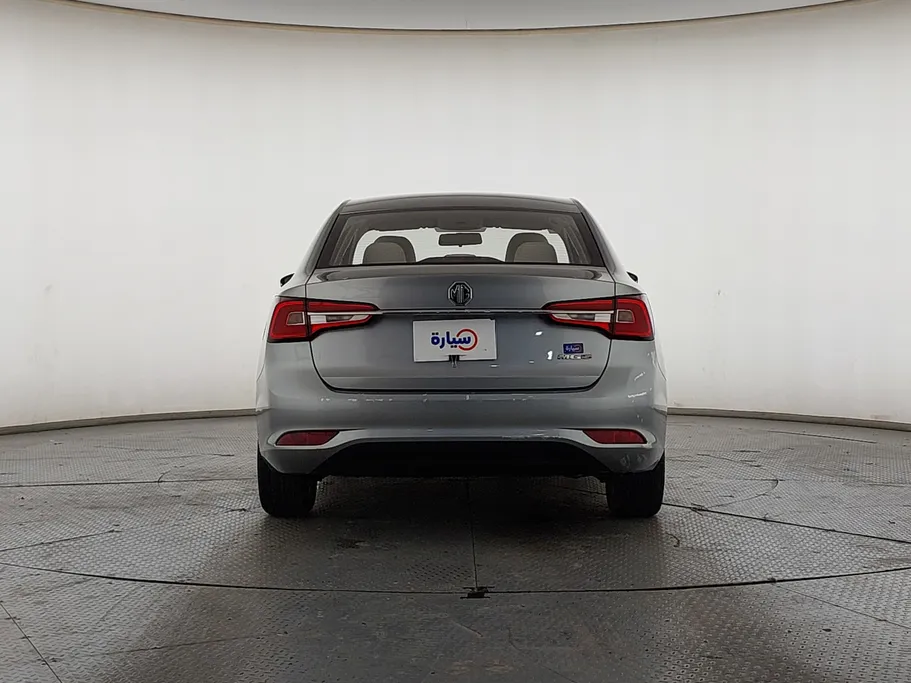 2022 MG 5 STD 