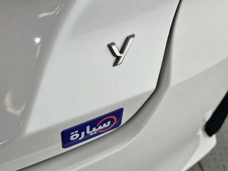 تويوتا يارس Y 2024 