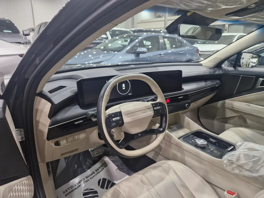 2026 Kia K8 GL 