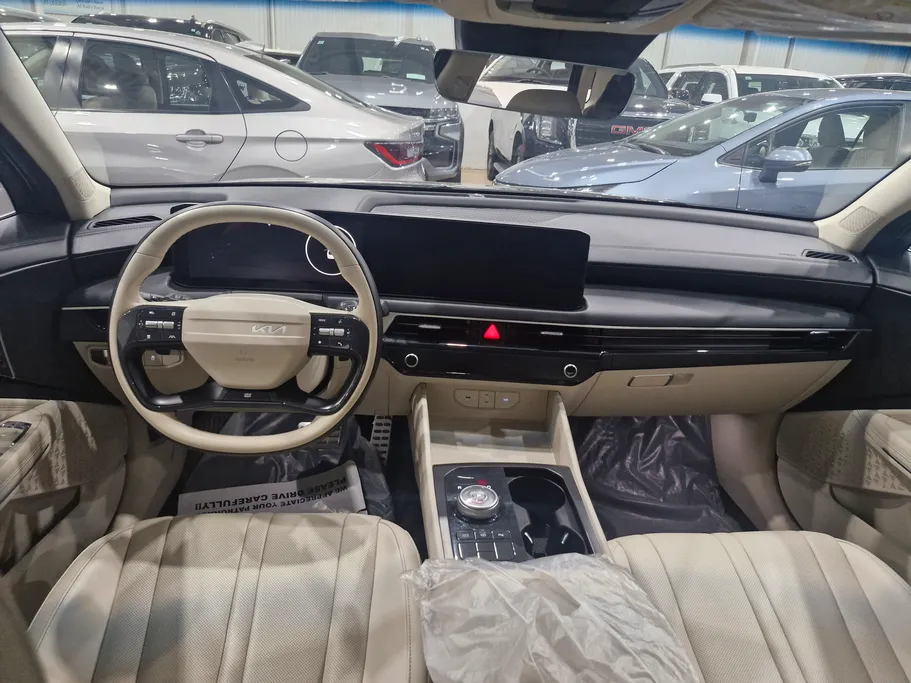 2026 Kia K8 GL 