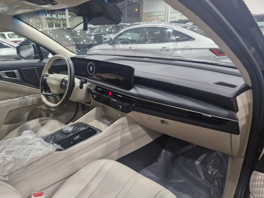 2026 Kia K8 GL 