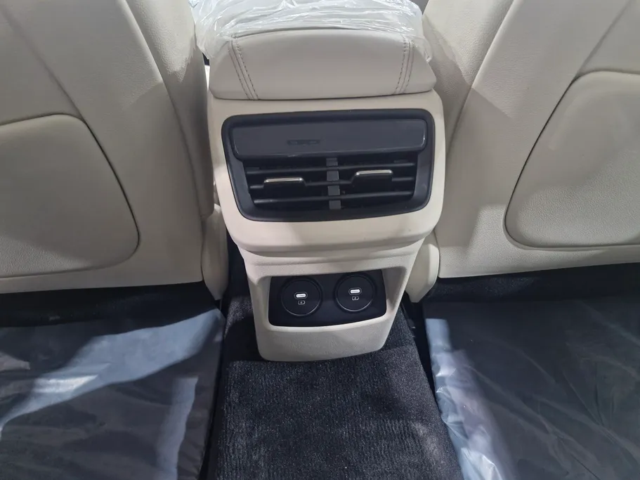 2026 Kia K8 GL 