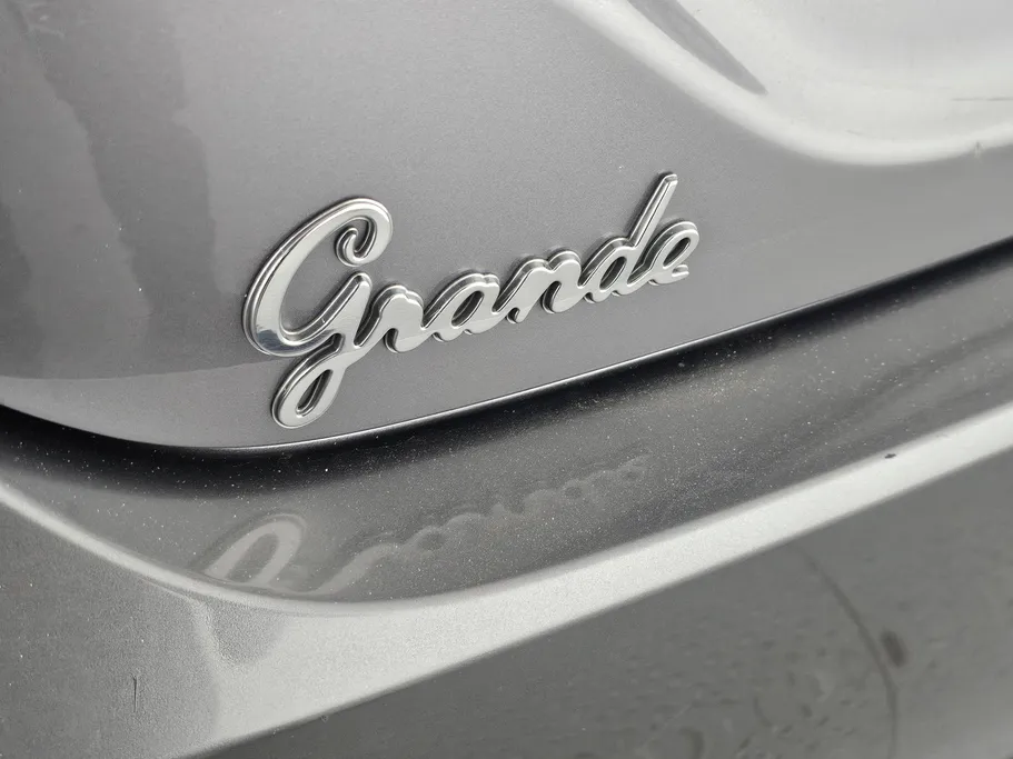 2023 Toyota Camry  Grande 