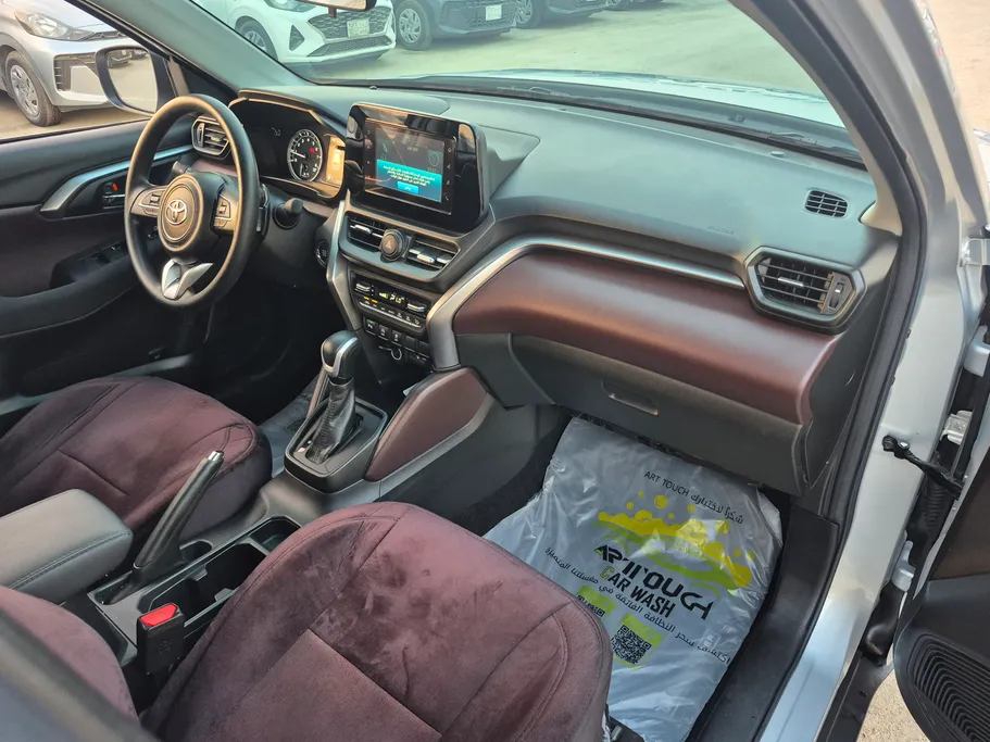2025 Toyota Urban Cruiser GL 