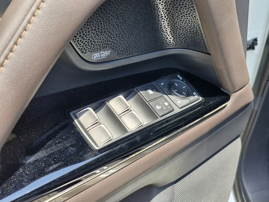 2024 Lexus LX 600 BB Elite 