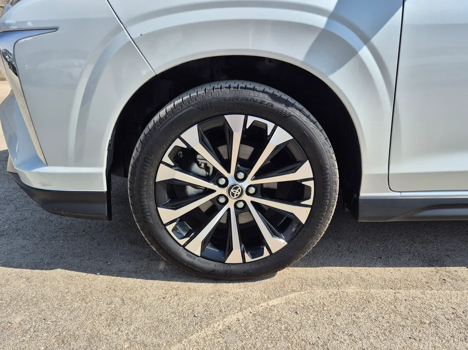 2024 Toyota Veloz GLX 