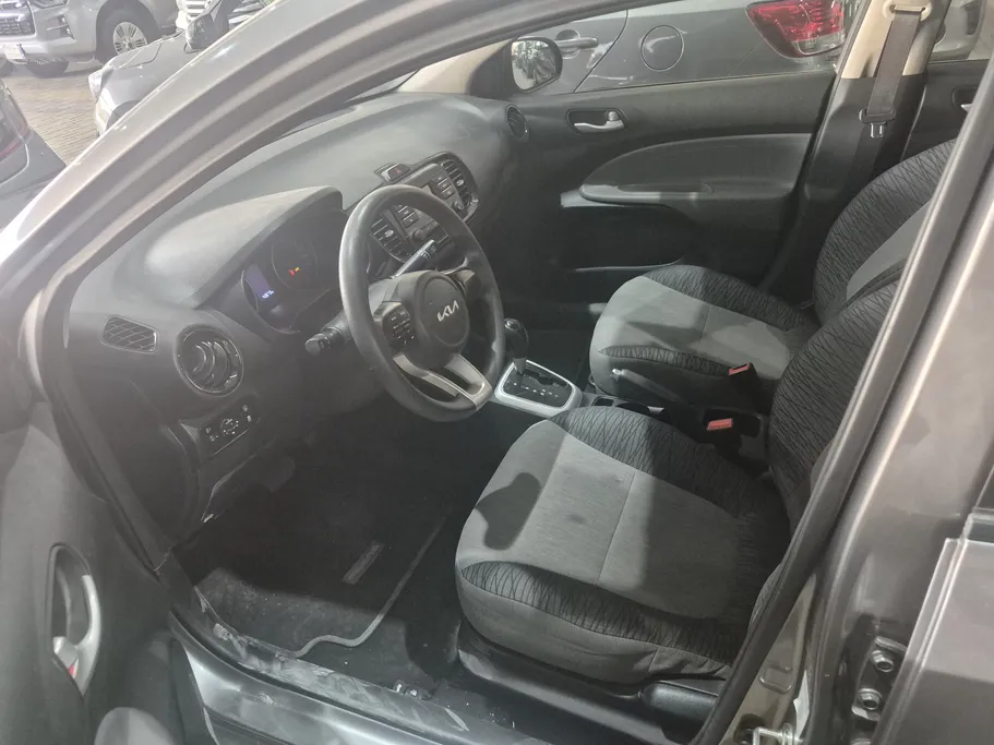 2022 Kia Pegas LX 