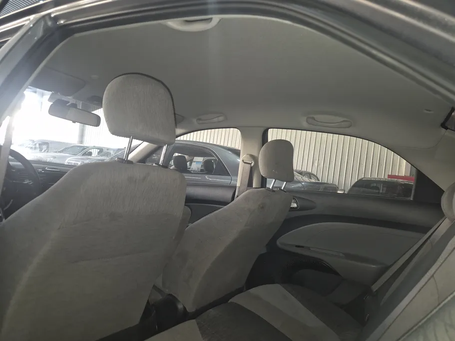 2022 Kia Pegas LX 