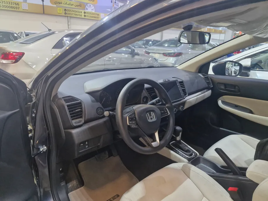 2023 Honda City LX 