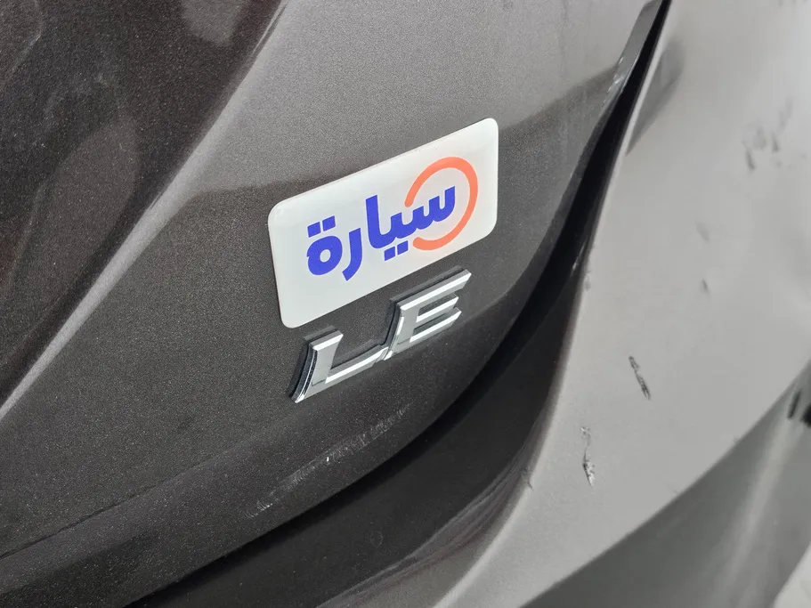 تويوتا كامري LE 2023 