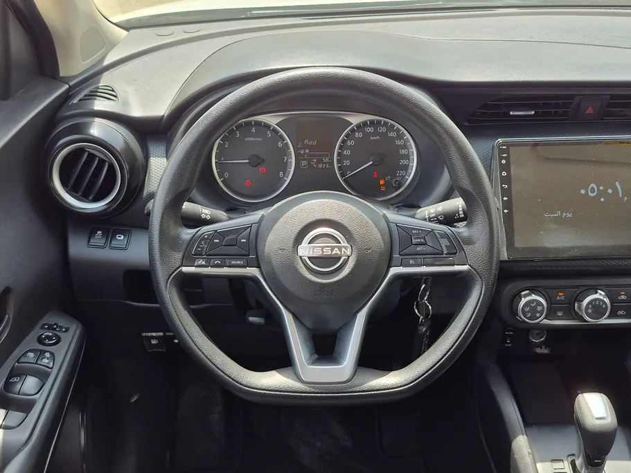 2024 Nissan Kicks S 