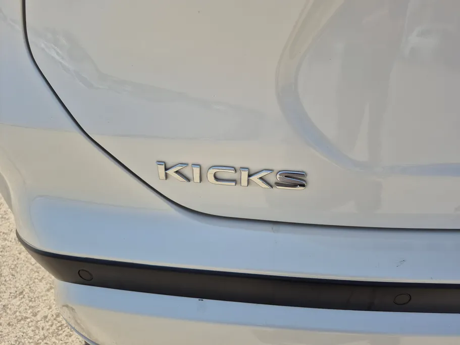 2024 Nissan Kicks S 