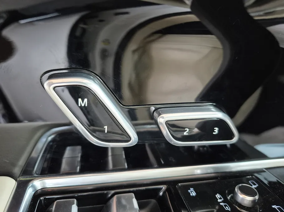 2024 Land Rover Range Rover HSE 