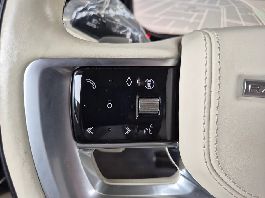 2024 Land Rover Range Rover HSE 