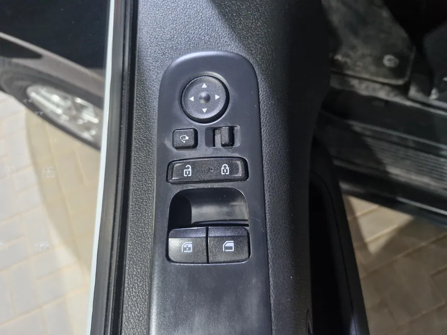 2023 Hyundai Staria Smart 9 ST 