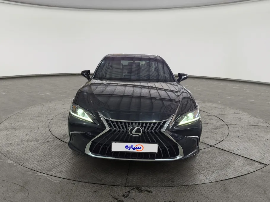 2025 Lexus ES 250 