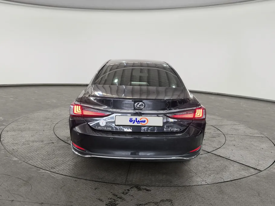 2025 Lexus ES 250 