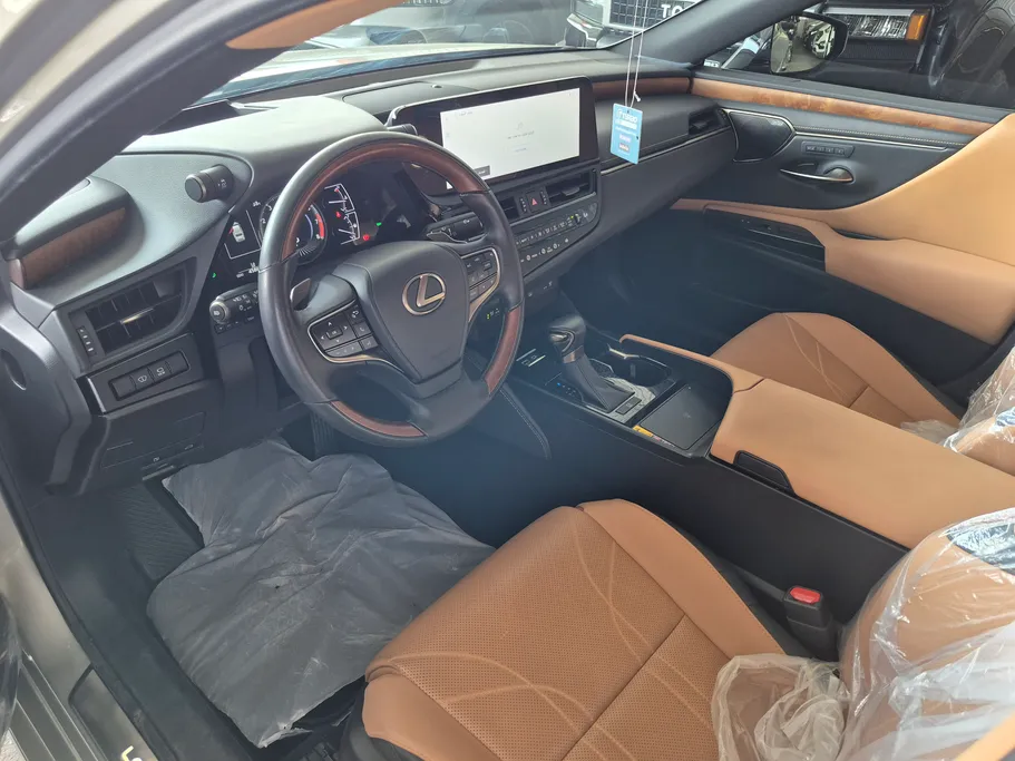 لكزس ES 350 DD 2025 