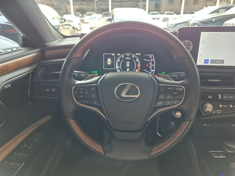 لكزس ES 350 DD 2025 