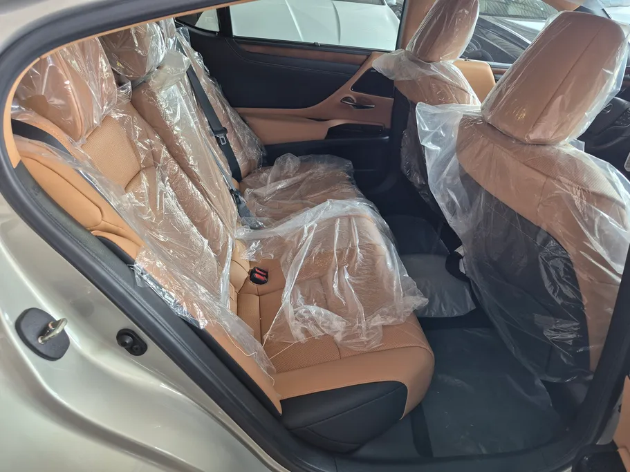 لكزس ES 350 DD 2025 