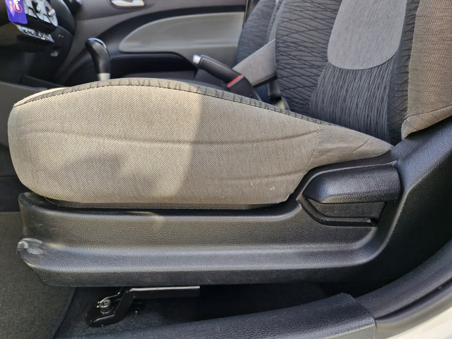 2023 Kia Pegas LX 