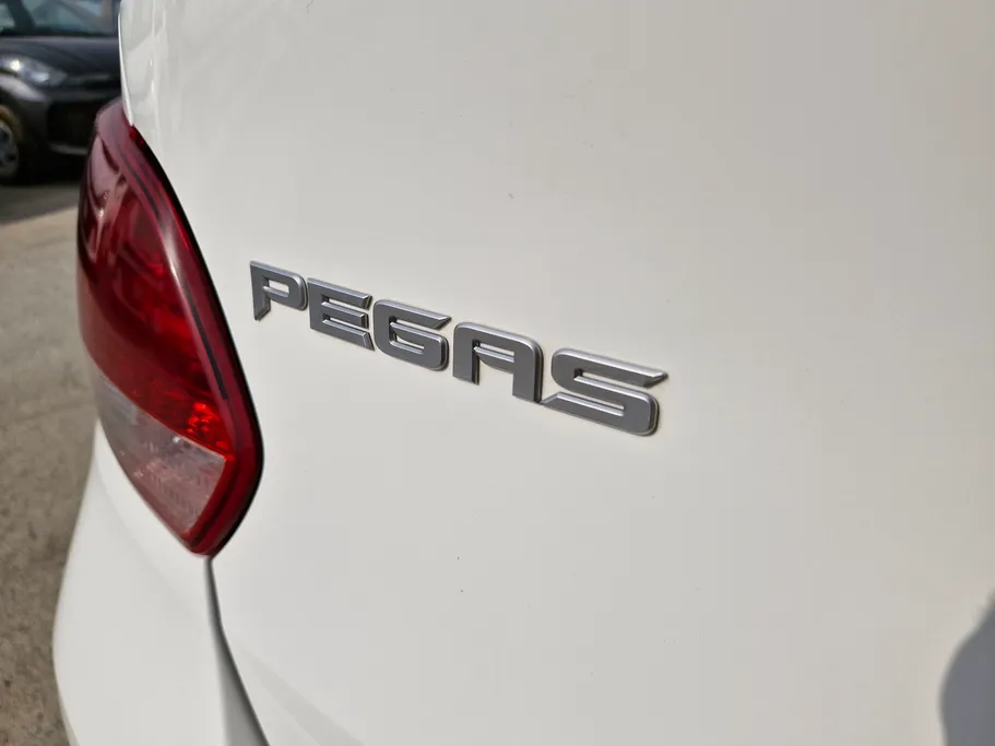 2023 Kia Pegas LX 