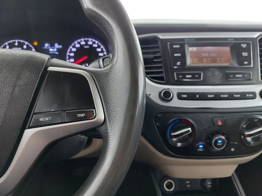 2022 Hyundai Accent Smart 