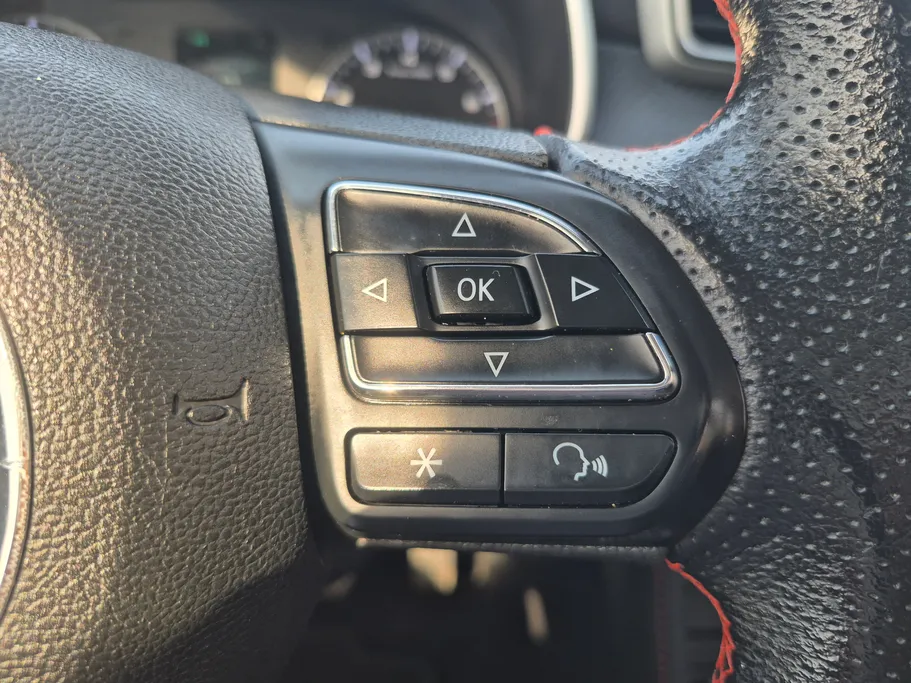 2023 MG ZS STD 