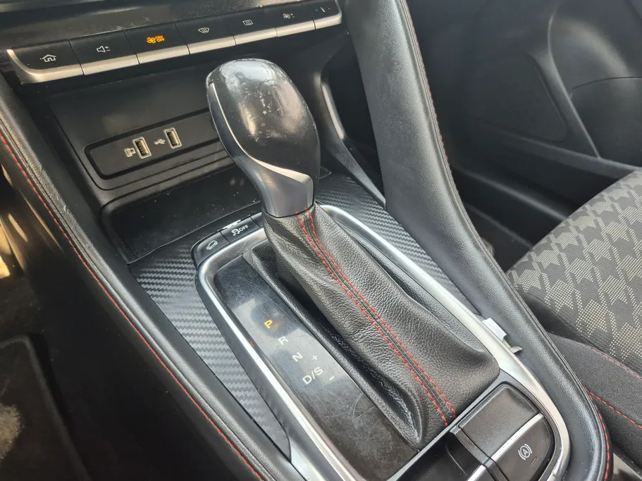 2023 MG ZS STD 