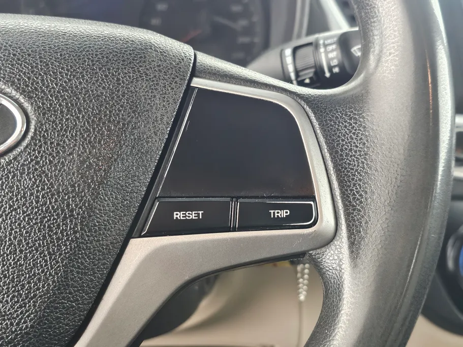 2022 Hyundai Accent Smart 