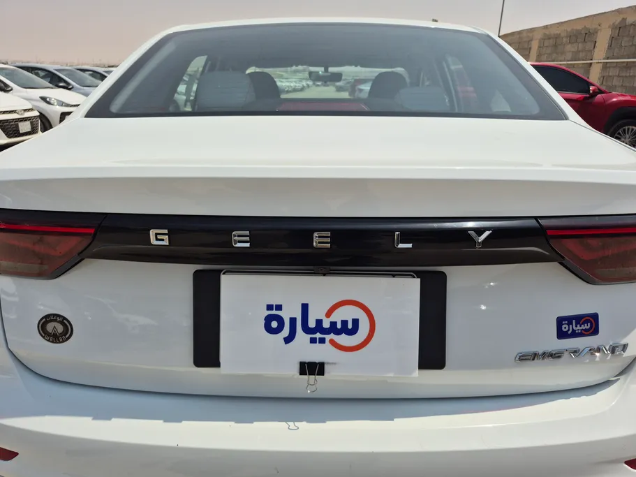 جيلي امجراند GS 2024 