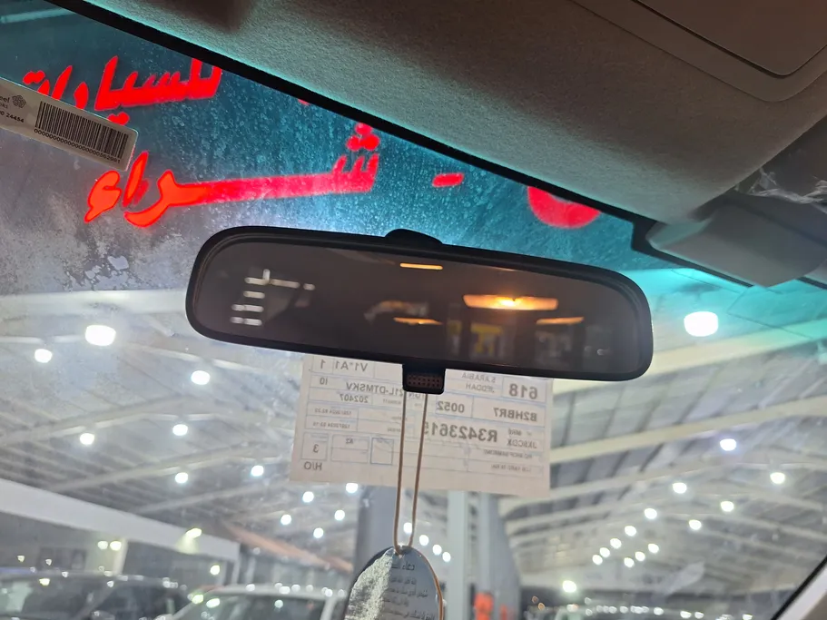 تويوتا هايلكس GLX 2024 