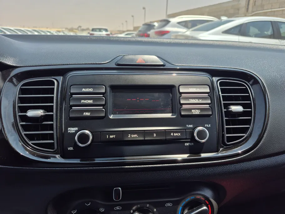 2025 كيا Pegas LX 
