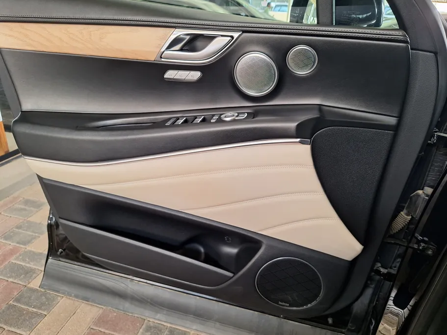 2021 Genesis GV80 Royal 