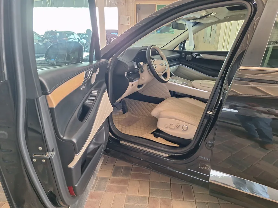 2021 Genesis GV80 Royal 
