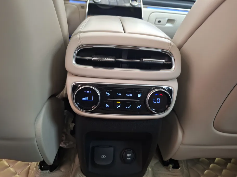 2021 Genesis GV80 Royal 