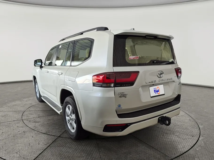 2025 Toyota Land Cruiser GXR 