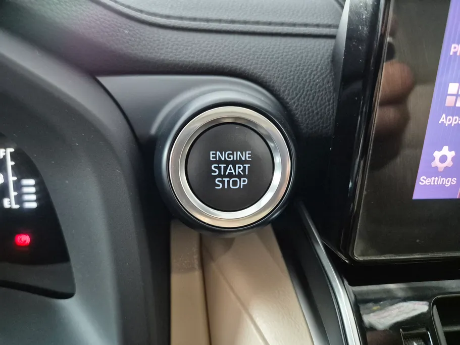 2025 Toyota Land Cruiser GXR 