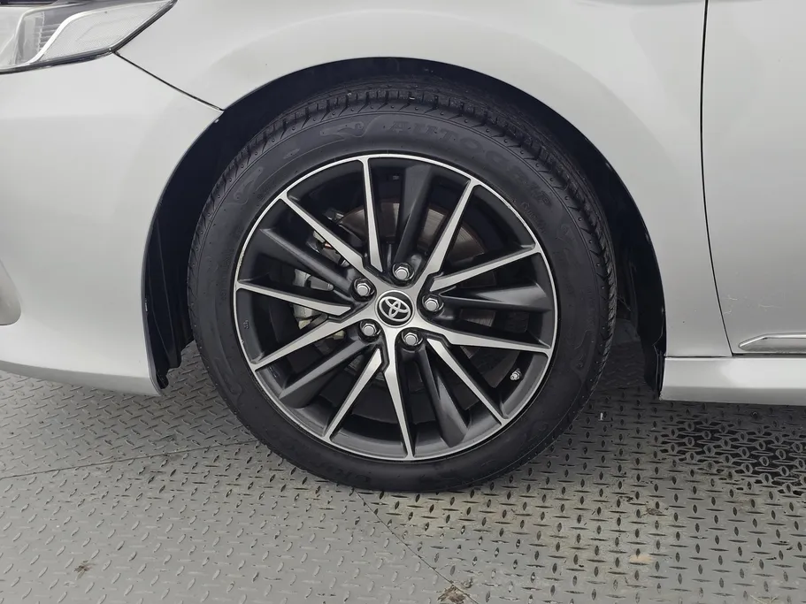 2022 تويوتا Camry  GLE 