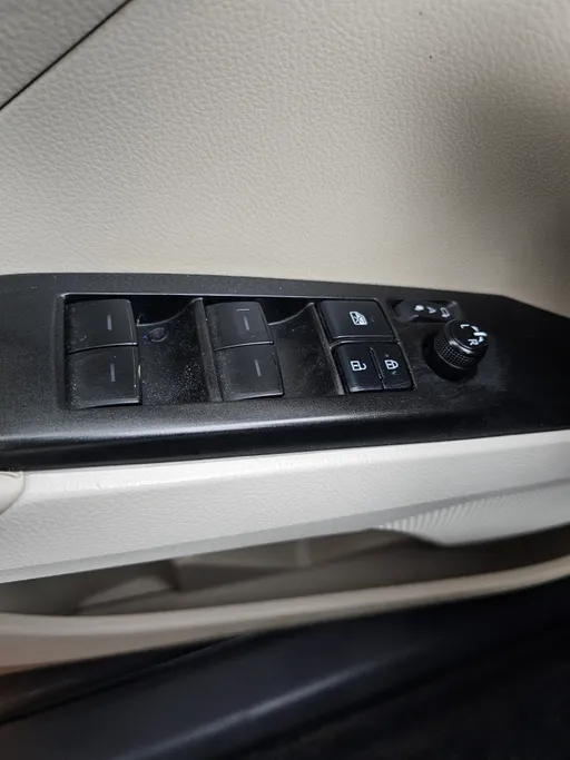 2022 تويوتا Camry  GLE 